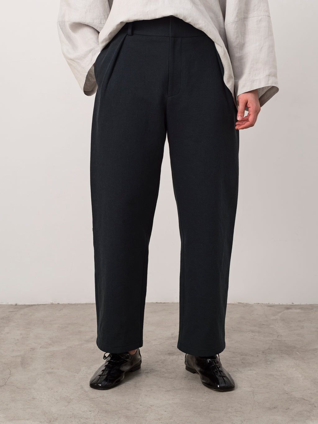 Pleated Blue Cotton Twill Trouser